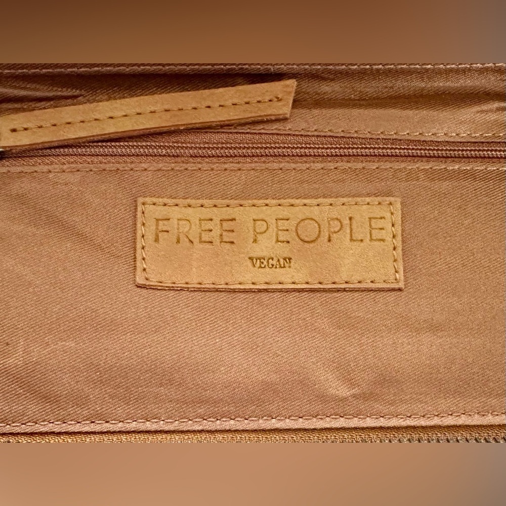 NWT Free People Distressed Brown Vegan Wallet - Picture 3 of 8